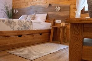 Luxury Quadruple Room | Premium bedding, in-room safe, individually decorated, desk - Boutique Villa Pearl of Plitvice (Plitvicka Jezera)