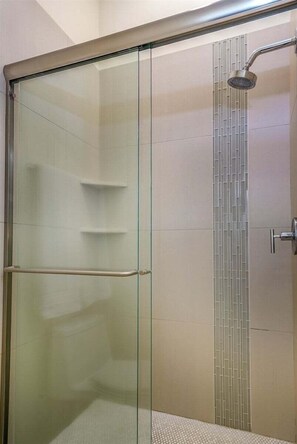 Badewanne, Haartrockner