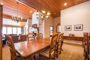 Suite, 1 Bedroom | Dining - Premium One Bedroom Townhouse 1 Apartment Hotel by RedAwning (Park City)