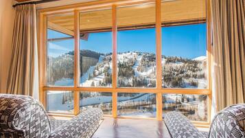 Svit - 1 sovrum | Vardagsrum | Eldstad