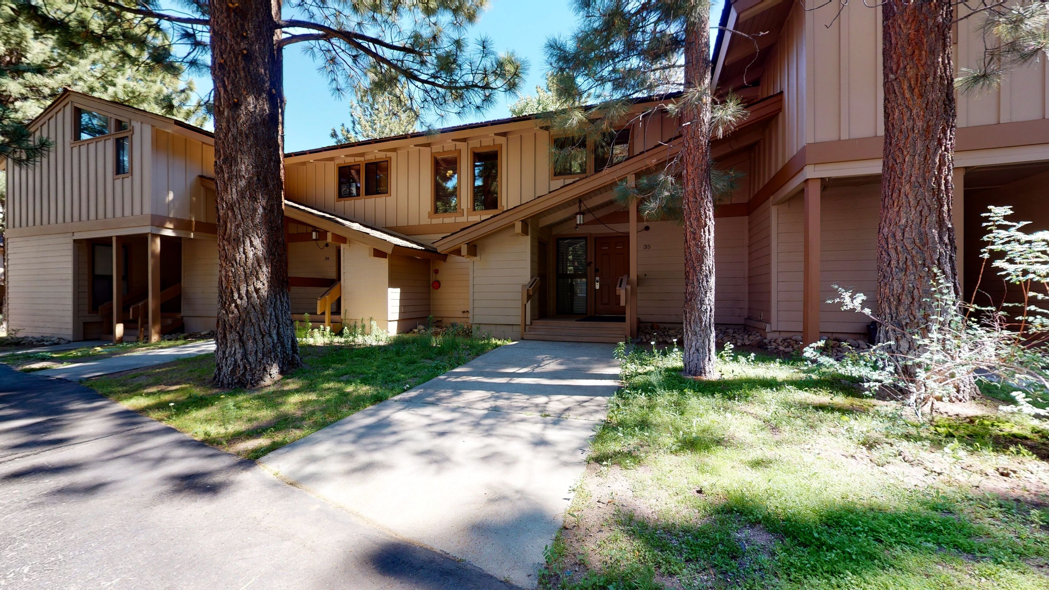 Condo, 2 Bedrooms | Exterior