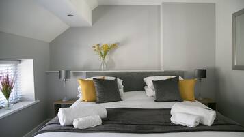 2 chambres, fer et planche Ă repasser, Wi-Fi gratuit, draps fournis