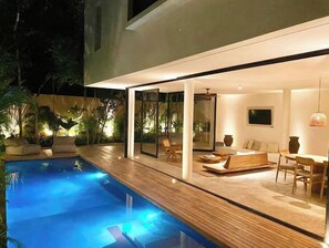 Outdoor pool - Casa Areca, 4 bed/4.5 bath World Renowned Design Villa, Pool, Rooftop, 24/7Guard (Tulum)