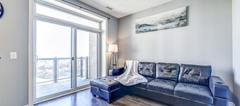 Brand new 3B Condo in the Heart of City of Markham