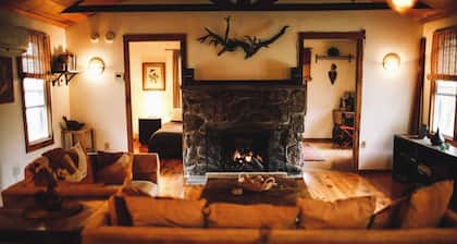 Cozy Cottage Near Hiking, Infrared Sauna & Fireplace | Dream House in the Gunks