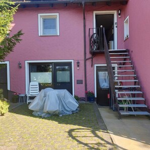 Terrace/patio - Kaiser's Doppelzimmer 4 Fewo in Franken (Herrieden)