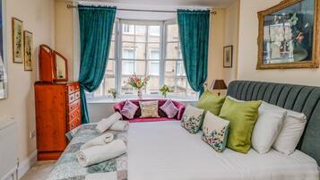 3 Schlafzimmer, individuell dekoriert, individuell eingerichtet