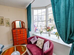 Living area - The Town House (Dorchester)