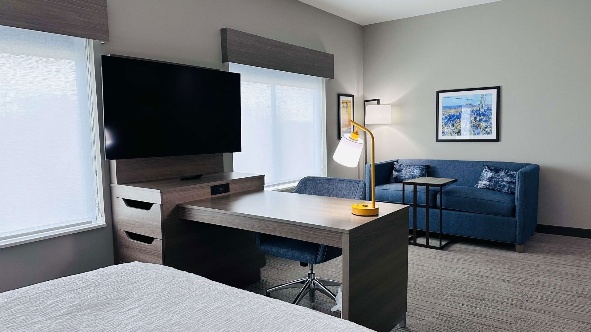 Egyptian cotton sheets, premium bedding, pillowtop beds, in-room safe