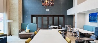 Hampton Inn & Suites Weatherford