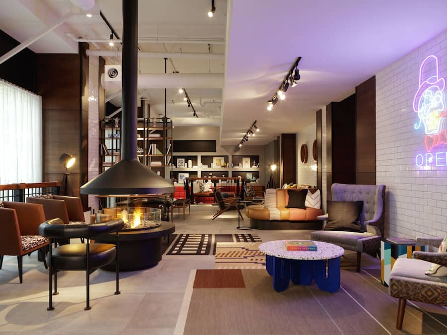 Lounge