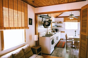 Fridge, microwave, oven, stovetop - Relaxed Mountain Living Near Minnewaska | Dream House in the Gunks (Kerhonkson)