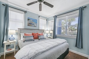 2 bedrooms, free WiFi, bed sheets - 96 Steps to Beach,  Beautiful Condo, Balcony Sleeps 5 (Santa Rosa Beach)