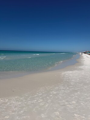 Beach nearby - 96 Steps to Beach,  Beautiful Condo, Balcony Sleeps 5 (Santa Rosa Beach)