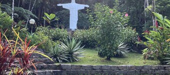 Chalés Individuais no pé da Mata Atlântica, Entre Ubatuba e Paraty