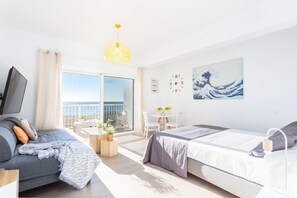 Iron/ironing board, Internet, bed sheets - Higuerón Rental Playa Estudio (Benalmadena)
