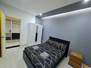 3 habitaciones, tabla de planchar con plancha y wifi gratis 