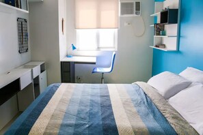 1 bedroom, WiFi - Stylish, smart and spacious condominium (Quezon City)