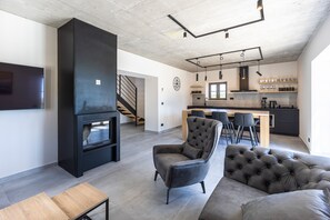 Smart TV - Relax and fill your heart in renewed Istrien villa (Labin)