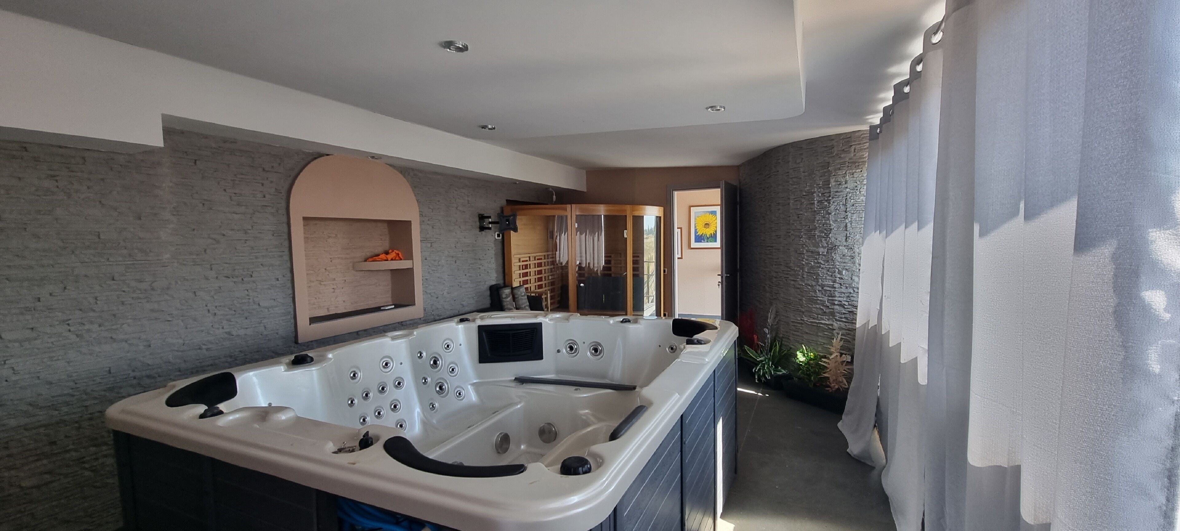 Chambre Double Supérieure, bain à remous | Bain à remous privé