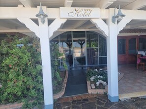 Exterior - Miga Hotel Airport (Isola di Capo Rizzuto)