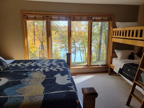 6 bedrooms, iron/ironing board, travel cot, free WiFi