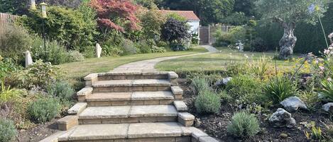 Maison, plusieurs lits | Enceinte de l’hébergement