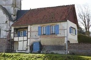 Exterior - Gîte du Presbytère, 10 mn de la mer (Saint-Martin-le-Gaillard)