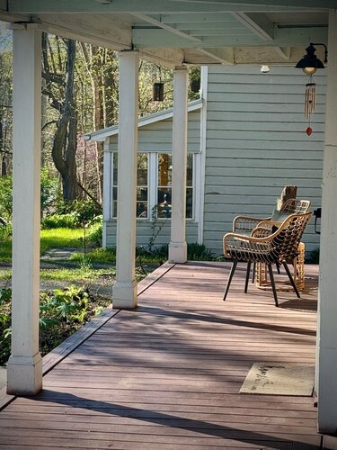Hudson Valley Apartment in a Historic Farmhouse w/ Sauna Near Stone Ridge Hamlet