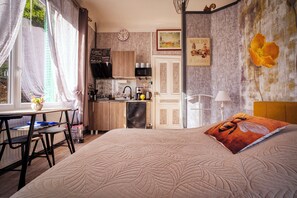 1 chambre, bureau, Wi-Fi gratuit, draps fournis