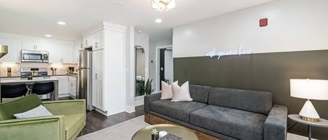 2 bedrooms, hypo-allergenic bedding, individually decorated