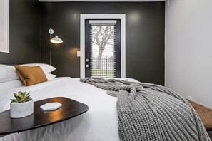 2 間臥室、低過敏寢具、獨特裝潢、布置獨特