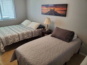 4 bedrooms, WiFi, bed sheets