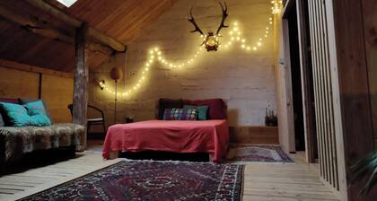 La Grange- Historic flair and modern comfort in the midst of nature