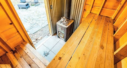 Historic Hudson Valley Farmhouse w/ Sauna in Stone Ridge Hamlet
