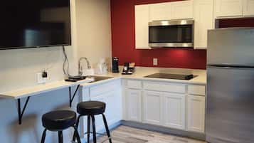 Suite | Área de sala de estar | Smart TV