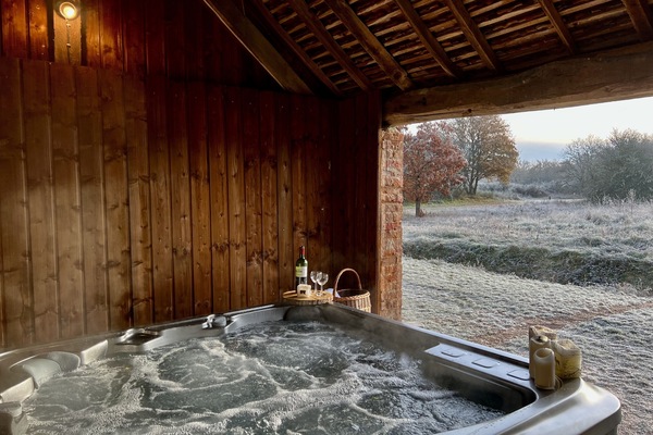 Bain à remous extérieur