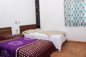 3 camere, una scrivania, Wi-Fi