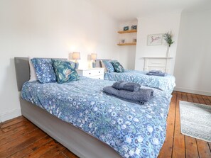 2 bedrooms, individually decorated, individually furnished, free WiFi - Northwick Cottage (Evesham)