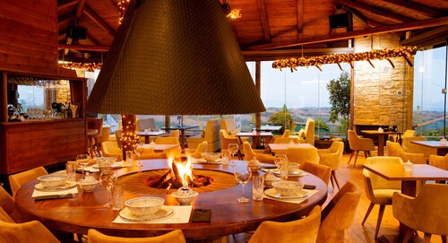 3 Hills Boutique Hotel