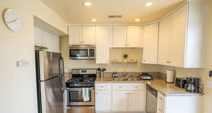 Oceanside Beach Rental - Walk to the Boardwalk!