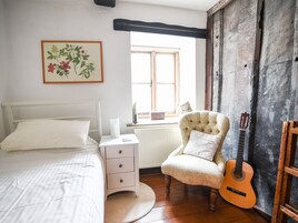 2 多间卧室、特色装修、特色家居、免费 WiFi