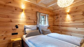 3 bedrooms, free WiFi, bed sheets