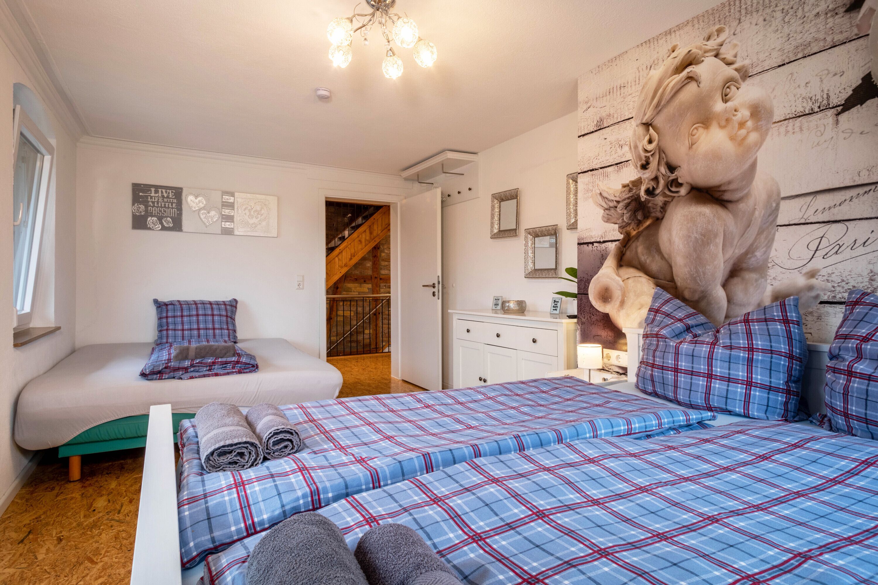 7 bedrooms, iron/ironing board, free WiFi, bed sheets