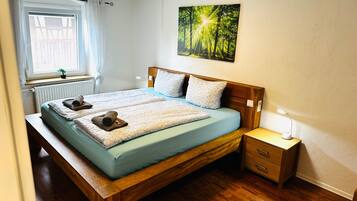 3 habitaciones, tabla de planchar con plancha y wifi gratis