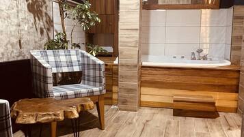 Executive Apartment | Bathroom