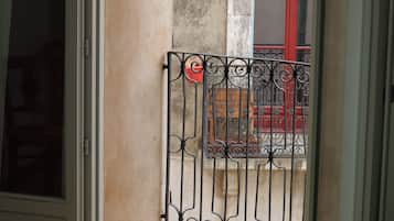 Wi-Fi gratuit, draps fournis