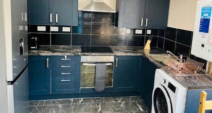 Lovely 2- Bedroom Apartment in Kingston upon Hull