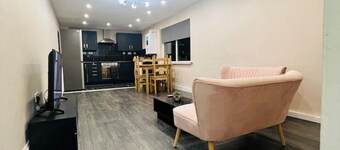 Lovely 2- Bedroom Apartment in Kingston upon Hull