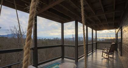 Renewed Spirit 7 Bedroom Cabin with Heated Pool